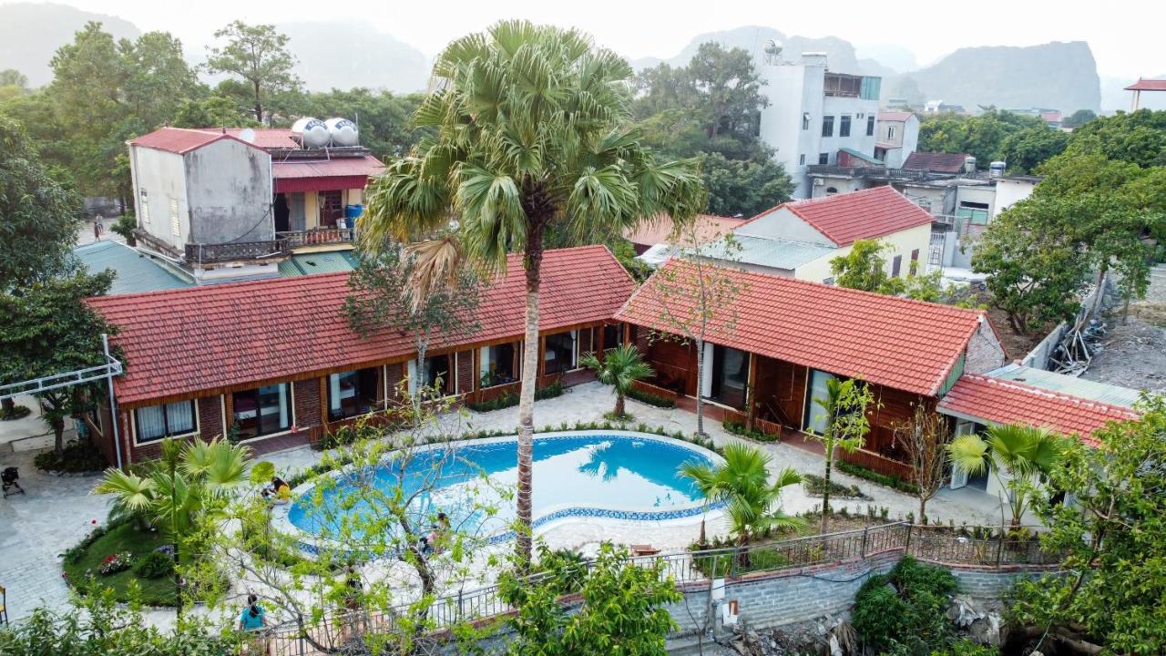 D&D Riverside Homestay Xuan Son ภายนอก รูปภาพ