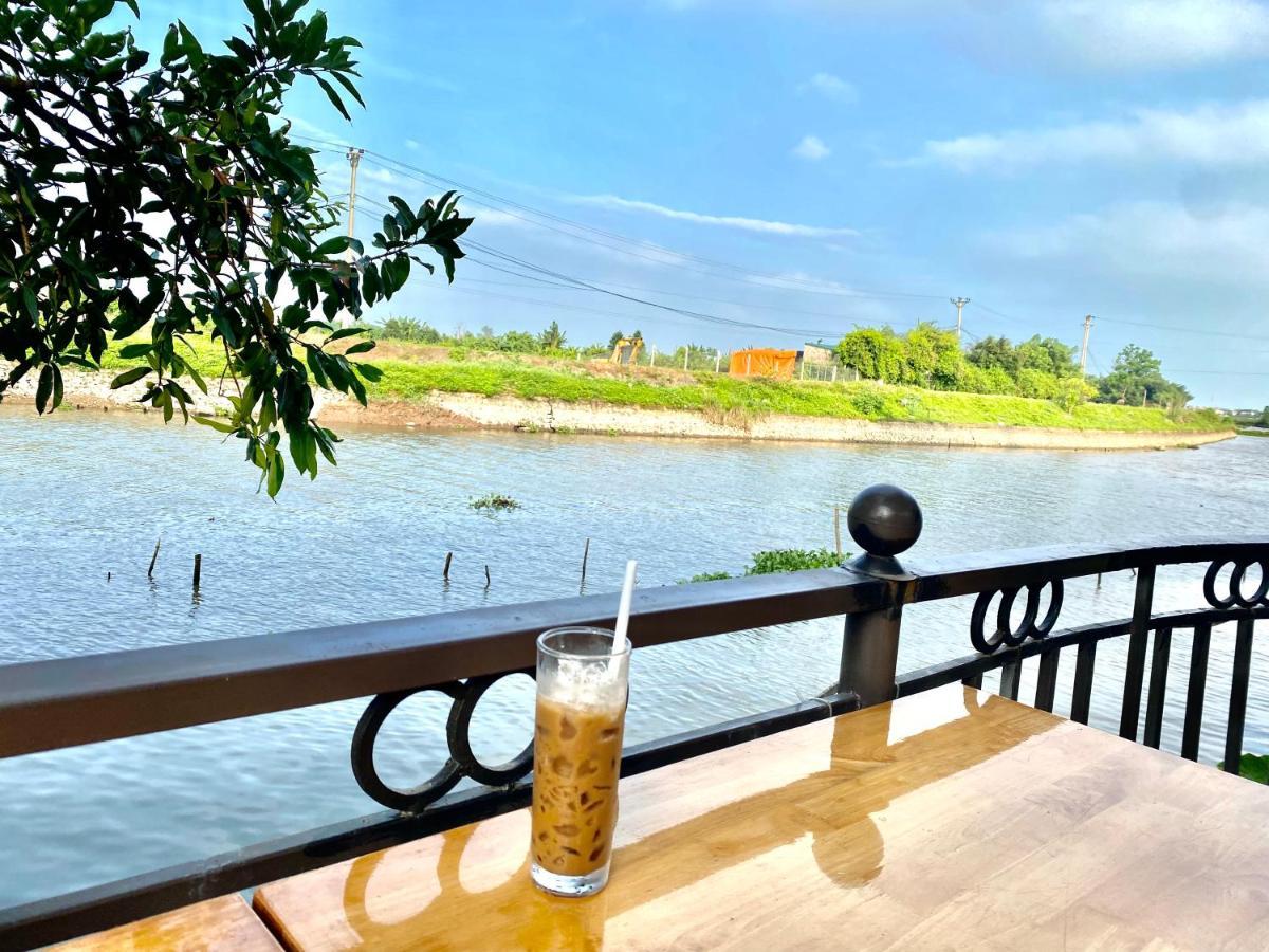 D&D Riverside Homestay Xuan Son ภายนอก รูปภาพ