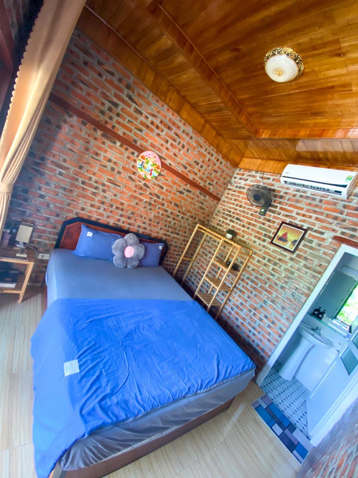 D&D Riverside Homestay Xuan Son ภายนอก รูปภาพ